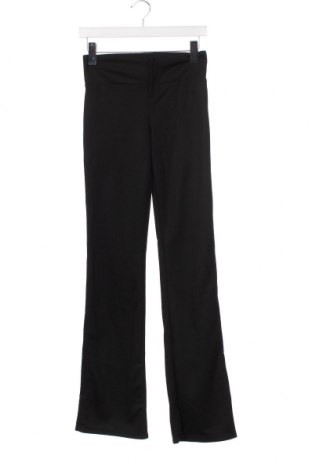 Дамски панталон Pull&Bear, Размер S, Цвят Черен, Цена 17,48 лв.