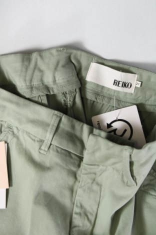 Pantaloni de femei Reiko, Mărime S, Culoare Verde, Preț 628,29 Lei