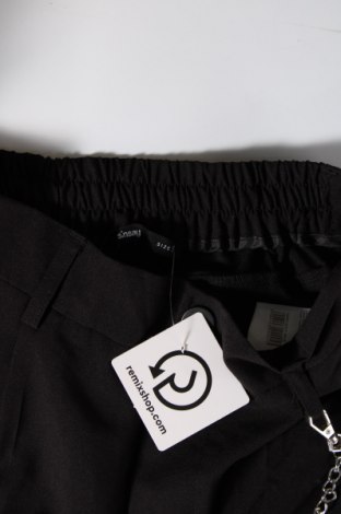 Γυναικείο παντελόνι Sinsay, Μέγεθος S, Χρώμα Μαύρο, Τιμή 4,98 €