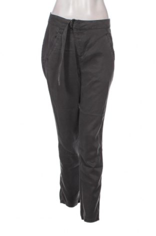 Γυναικείο παντελόνι Tatuum, Μέγεθος S, Χρώμα Γκρί, Τιμή 3,64 €