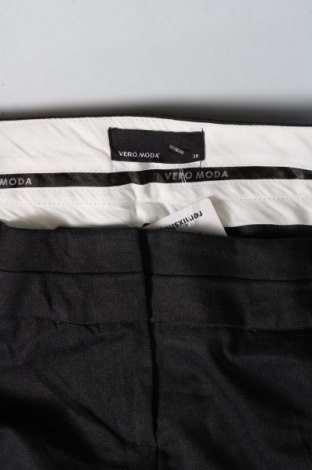 Γυναικείο παντελόνι Vero Moda, Μέγεθος M, Χρώμα Γκρί, Τιμή 2,47 €