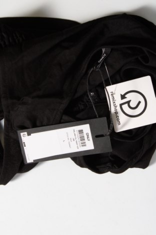 Tricou de damă ONLY, Mărime L, Culoare Negru, Preț 23,98 Lei