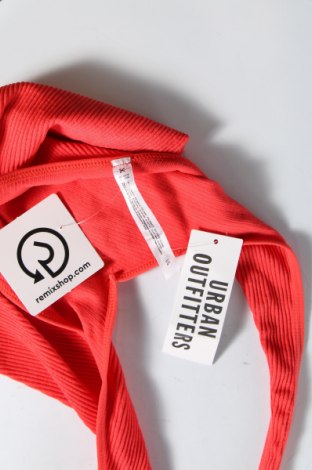 Γυναικείο αμάνικο μπλουζάκι Urban Outfitters, Μέγεθος L, Χρώμα Κόκκινο, Τιμή 3,14 €