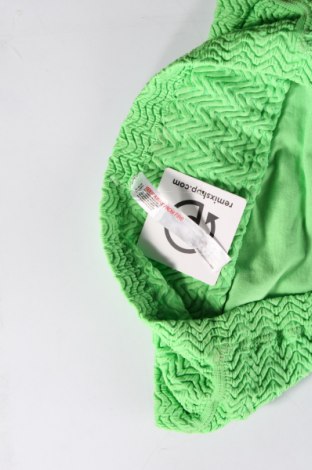 Tricou de damă Urban Outfitters, Mărime S, Culoare Verde, Preț 17,17 Lei