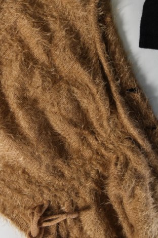 Дамски пуловер, Размер S, Цвят Бежов, Цена 5,51 лв.