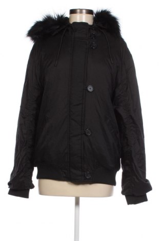 Γυναικείο μπουφάν Urban Outfitters, Μέγεθος S, Χρώμα Μαύρο, Τιμή 7,53 €