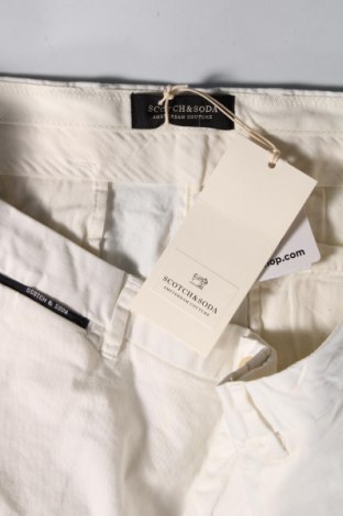 Pantaloni scurți de bărbați Scotch & Soda, Mărime XL, Culoare Ecru, Preț 54,28 Lei