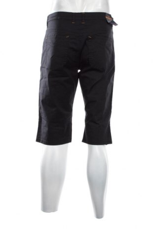 Мъжки къс панталон Signal, Размер M, Цвят Черен, Цена 87,00 лв.