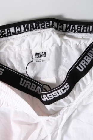 Ανδρικό κοντό παντελόνι Urban Classics, Μέγεθος XL, Χρώμα Λευκό, Τιμή 20,62 €