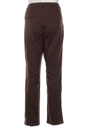 Мъжки панталон Brax, Размер M, Цвят Кафяв, Цена 132,00 лв.