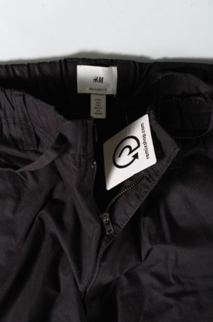 Мъжки панталон H&M, Размер S, Цвят Черен, Цена 13,80 лв.