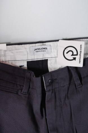 Herrenhose Jack & Jones, Größe M, Farbe Grau, Preis 5,50 €