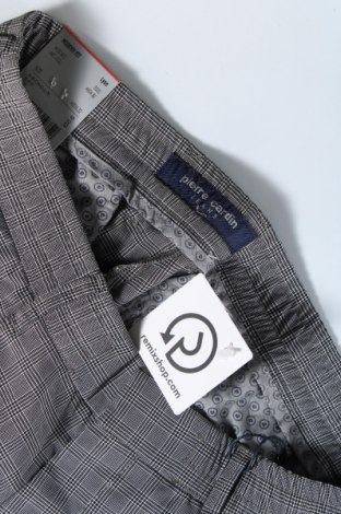 Pantaloni de bărbați Pierre Cardin, Mărime M, Culoare Gri, Preț 26,05 Lei