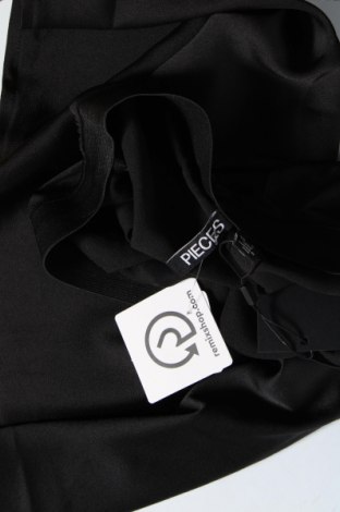 Φούστα Pieces, Μέγεθος S, Χρώμα Μαύρο, Τιμή 3,06 €