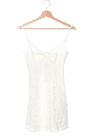 Φόρεμα Bershka, Μέγεθος XS, Χρώμα Λευκό, Τιμή 23,71 €