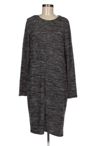 Kleid Janina, Größe M, Farbe Grau, Preis € 2,22
