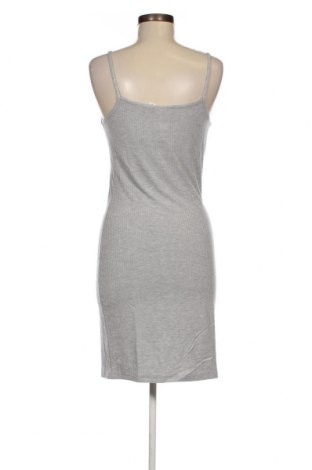 Kleid Noisy May, Größe M, Farbe Grau, Preis 4,50 €