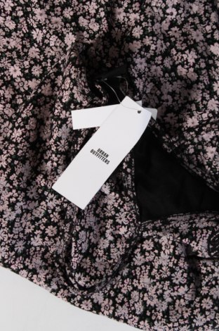 Šaty  Urban Outfitters, Veľkosť M, Farba Viacfarebná, Cena  5,78 €