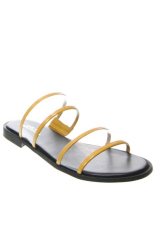 Sandale Shoe Biz, Mărime 40, Culoare Multicolor, Preț 253,29 Lei