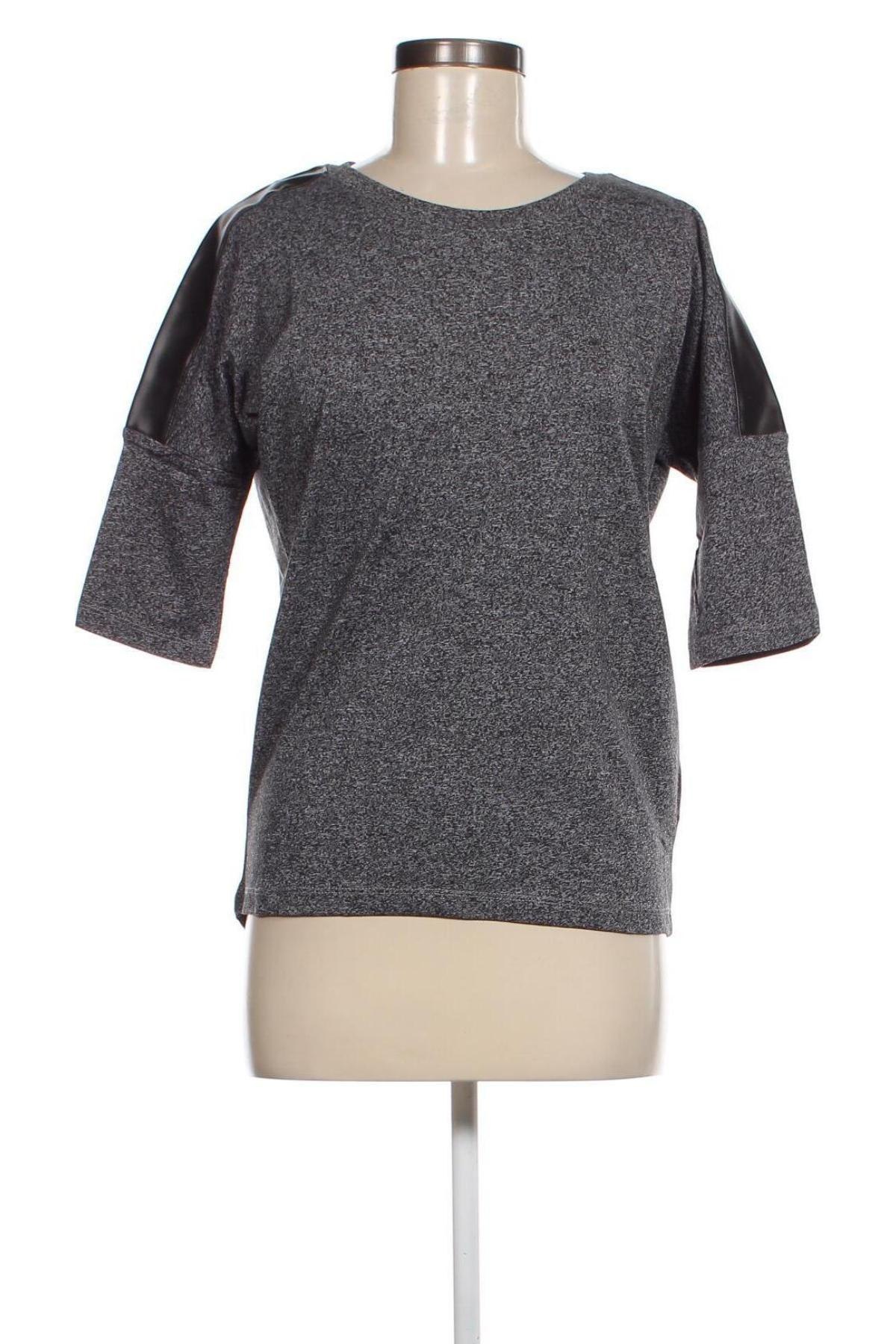 Damen Shirt Urban Classics, Größe S, Farbe Mehrfarbig, Preis 2,89 €