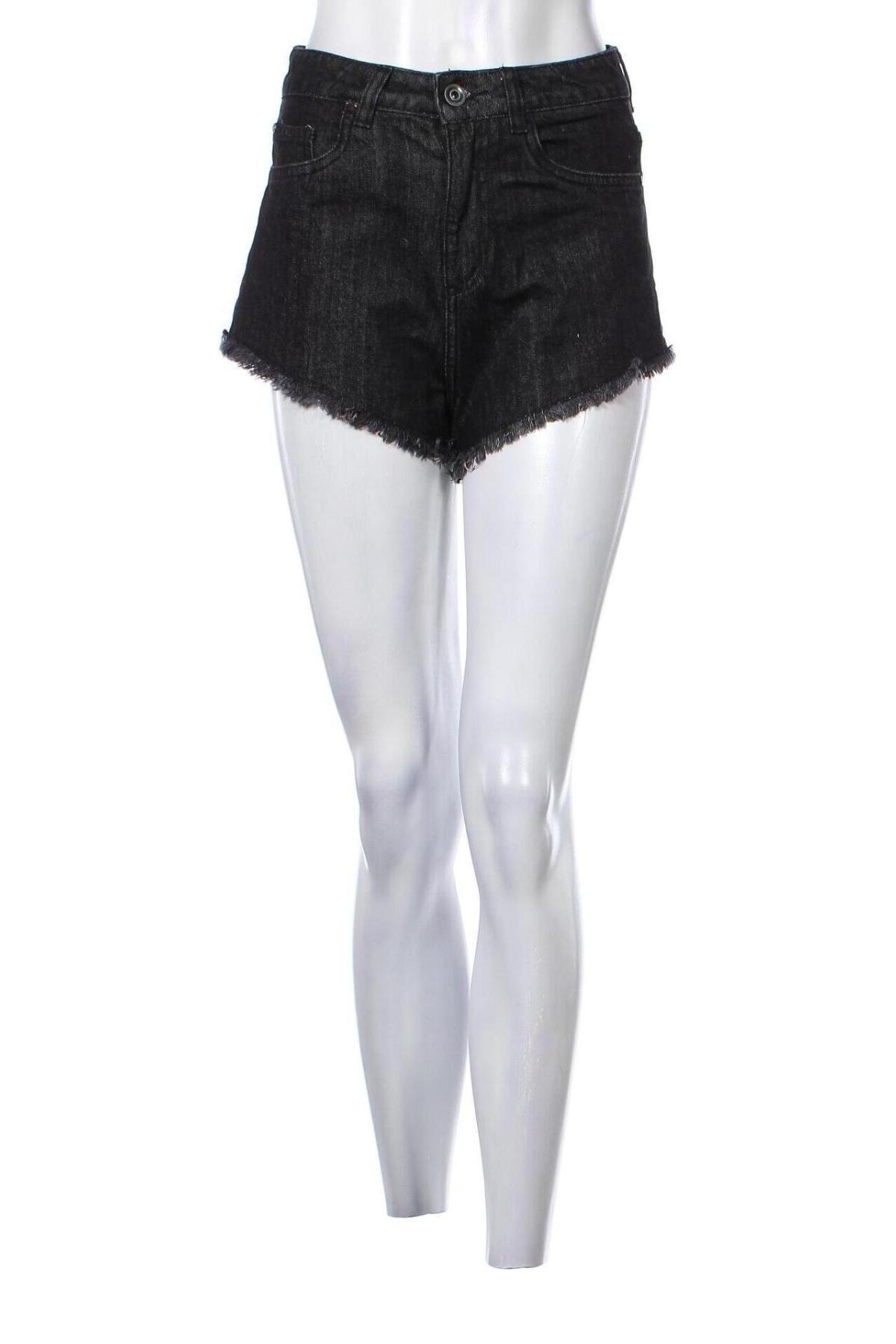 Γυναικείο κοντό παντελόνι Urban Classics, Μέγεθος S, Χρώμα Μαύρο, Τιμή 4,12 €
