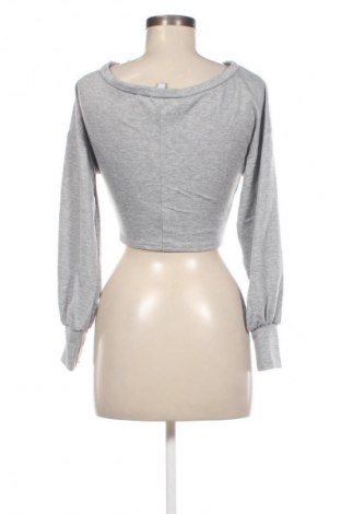 Damen Shirt Fashion nova, Größe S, Farbe Grau, Preis 2,99 €