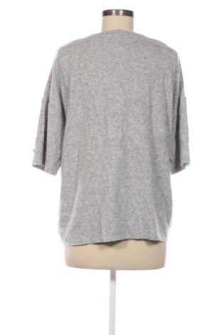 Damen Shirt Zara Trafaluc, Größe S, Farbe Grau, Preis € 6,99