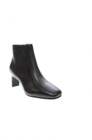 Dámské boty  Clarks, Velikost 39, Barva Černá, Cena  1 119,00 Kč