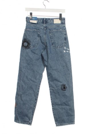 Damskie jeansy Bershka, Rozmiar S, Kolor Niebieski, Cena 147,99 zł