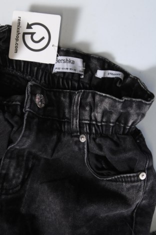 Damskie jeansy Bershka, Rozmiar XXS, Kolor Czarny, Cena 41,99 zł