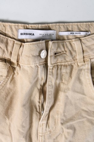 Damen Jeans Bershka, Größe M, Farbe Beige, Preis € 9,49