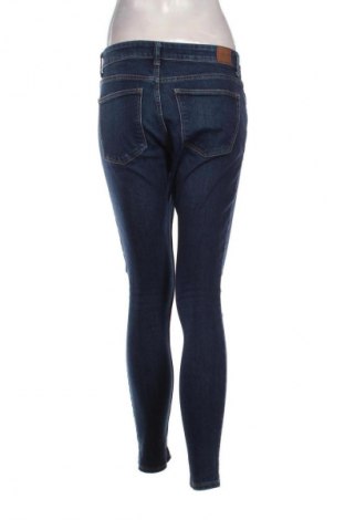 Damen Jeans Bershka, Größe M, Farbe Blau, Preis 10,99 €