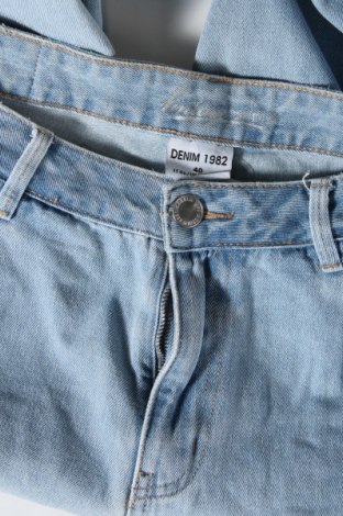 Blugi de femei Denim 1982, Mărime M, Culoare Albastru, Preț 95,99 Lei