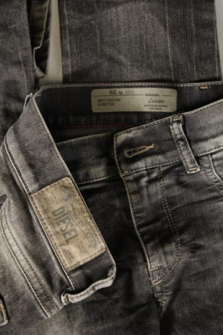 Damskie jeansy Diesel, Rozmiar S, Kolor Szary, Cena 194,99 zł