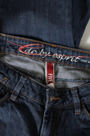 Γυναικείο Τζίν Edc By Esprit, Μέγεθος L, Χρώμα Μπλέ, Τιμή 13,49 €