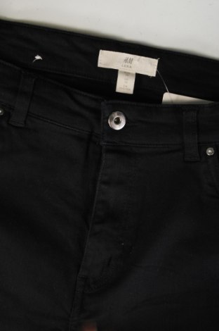 Damskie jeansy H&M L.O.G.G., Rozmiar M, Kolor Niebieski, Cena 43,99 zł