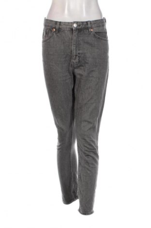 Damen Jeans Monki, Größe M, Farbe Grau, Preis 12,99 €