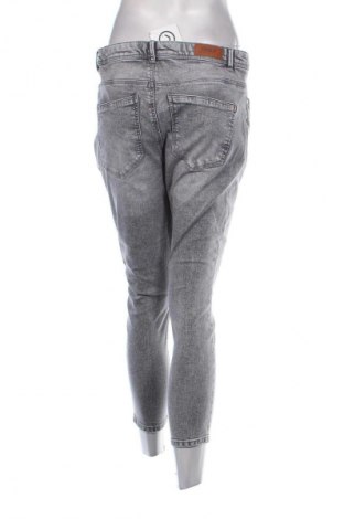 Damskie jeansy ONLY, Rozmiar XL, Kolor Szary, Cena 54,99 zł