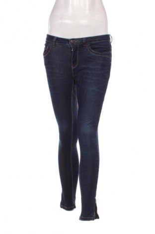 Damskie jeansy ONLY, Rozmiar M, Kolor Niebieski, Cena 108,99 zł