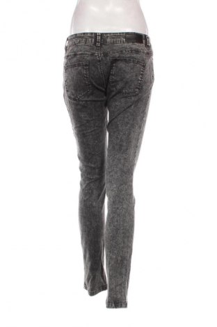 Damskie jeansy ONLY, Rozmiar XL, Kolor Szary, Cena 37,99 zł