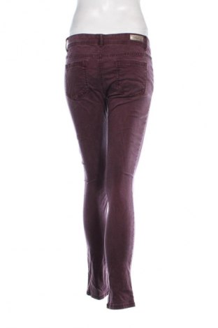 Damen Jeans Sienna, Größe M, Farbe Lila, Preis € 28,99