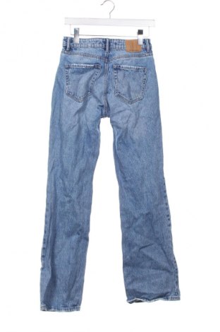 Damskie jeansy Stradivarius, Rozmiar S, Kolor Niebieski, Cena 46,99 zł