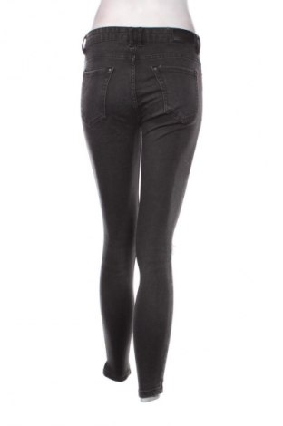 Damen Jeans Stradivarius, Größe M, Farbe Schwarz, Preis 8,49 €