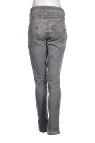 Damen Jeans Tredy, Größe L, Farbe Grau, Preis 8,49 €