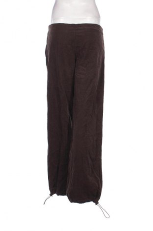 Pantaloni de velvet de femei Cache Cache, Mărime M, Culoare Maro, Preț 51,99 Lei