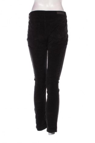 Pantaloni de velvet de femei Calvin Klein Jeans, Mărime S, Culoare Negru, Preț 135,99 Lei