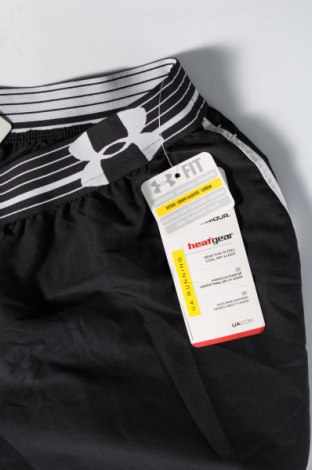 Pantaloni scurți de femei Under Armour, Mărime M, Culoare Negru, Preț 139,99 Lei