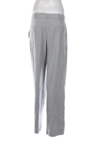 Pantaloni de femei Bershka, Mărime M, Culoare Gri, Preț 95,99 Lei