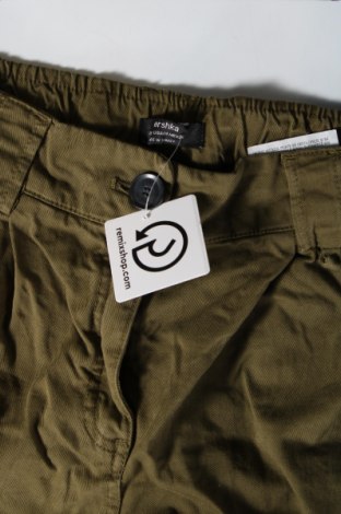 Damenhose Bershka, Größe M, Farbe Grün, Preis 8,49 €