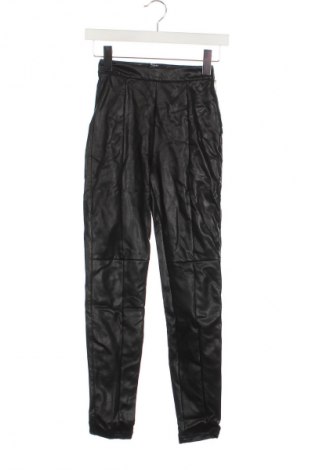 Pantaloni de femei Bershka, Mărime XS, Culoare Negru, Preț 38,99 Lei